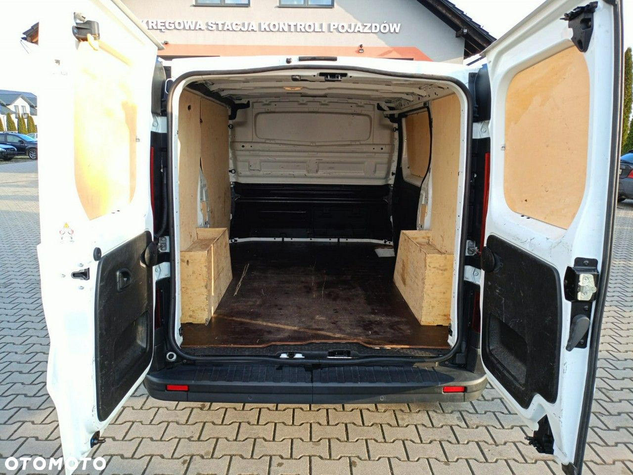 Renault Trafic - 11