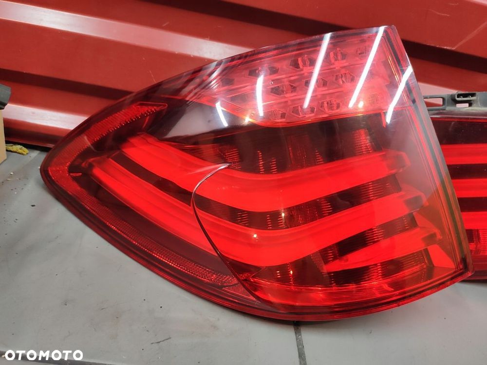 BMW 5 GT F07 LAMPY TYŁ TYLNE W KLAPĘ I W BŁOTNIK EUROPA KPL ORYG - 2