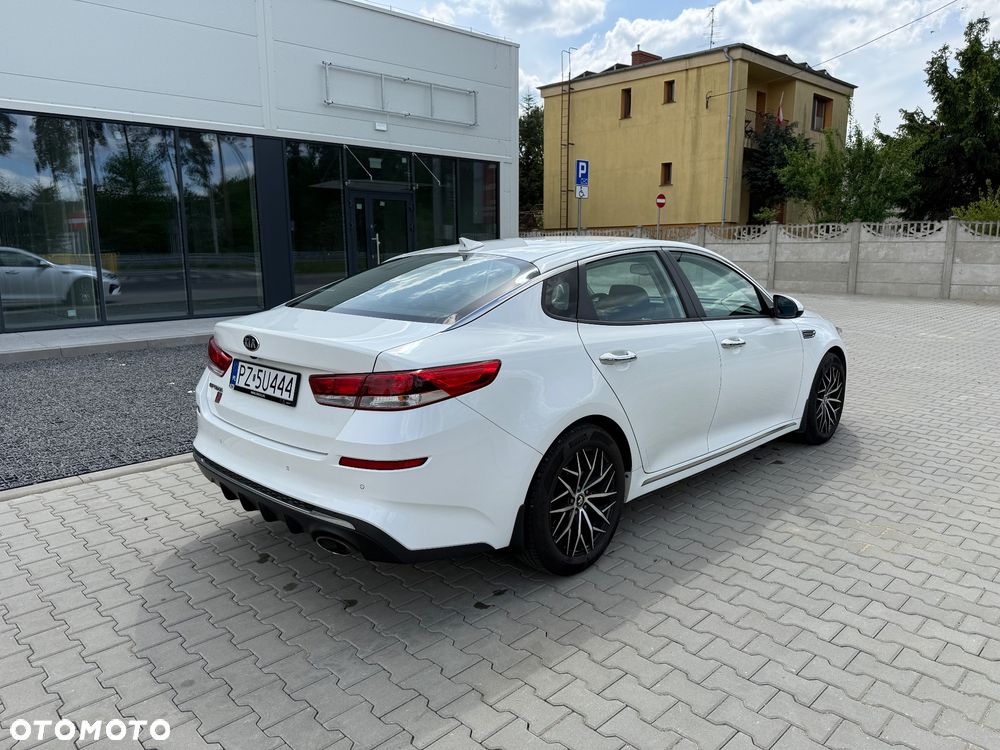 Kia Optima 1.6 T-GDI L DCT - 12