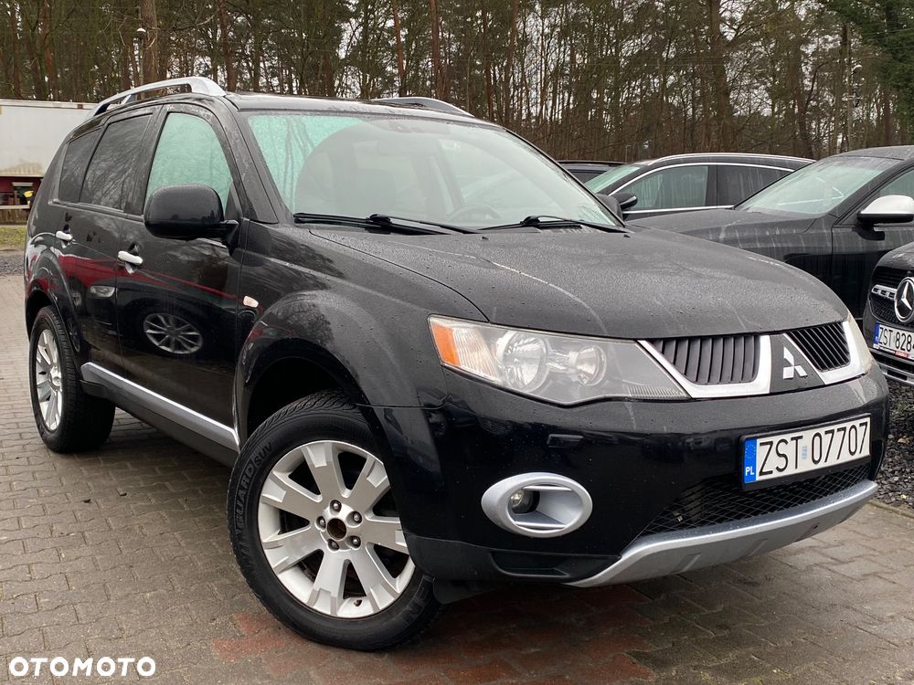 Mitsubishi Outlander 2.0 DID Instyle NAVI - 10