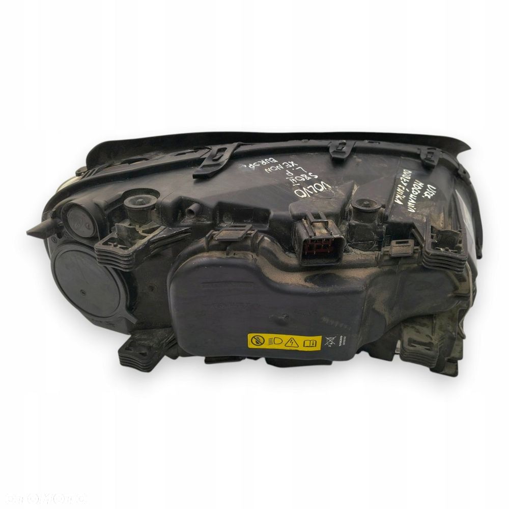 LAMPA LEWA Volvo V70 III XC70 II XENON lewy przód przednia europa 31353532 - 9