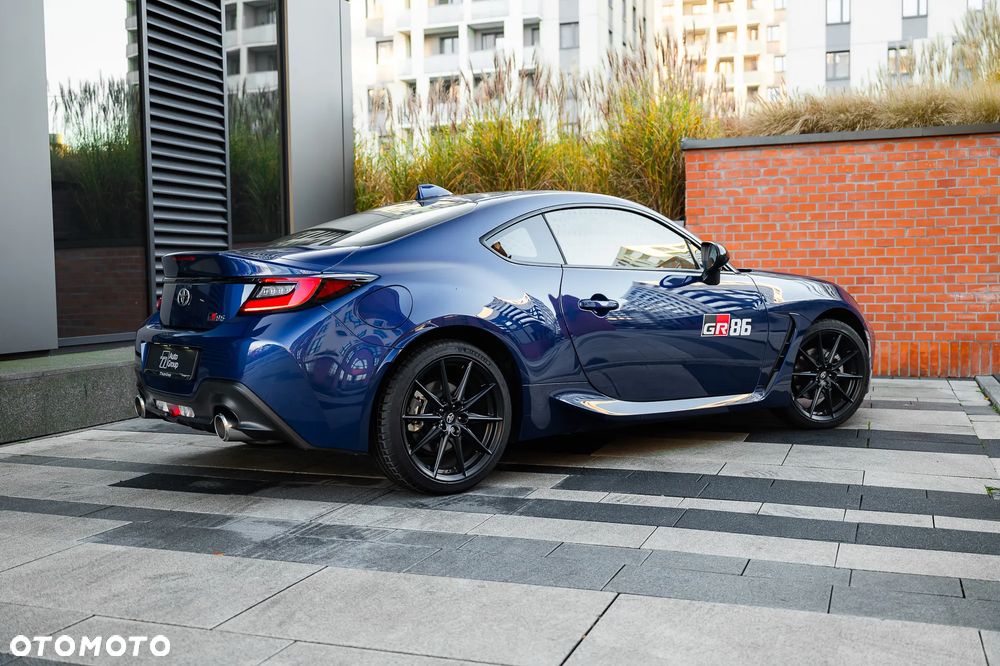 Toyota GR86 2.4 Dynamic - 32