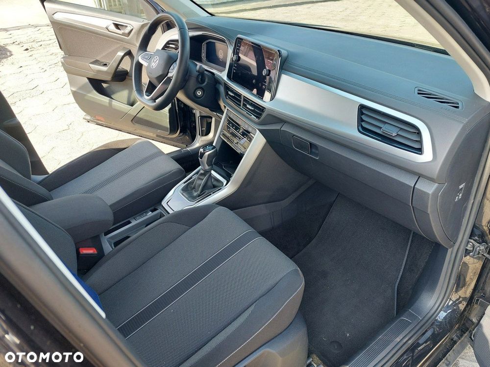 Volkswagen T-Roc - 14