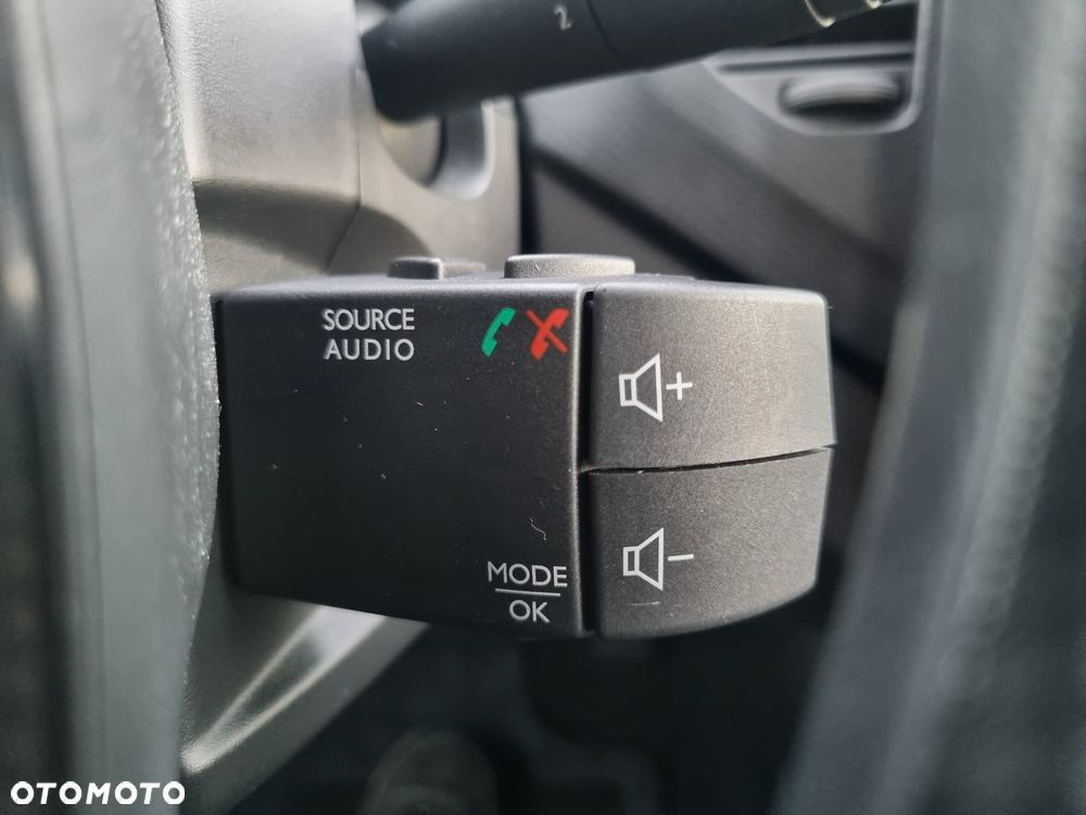 Renault Captur ENERGY TCe 120 EDC XMOD - 34