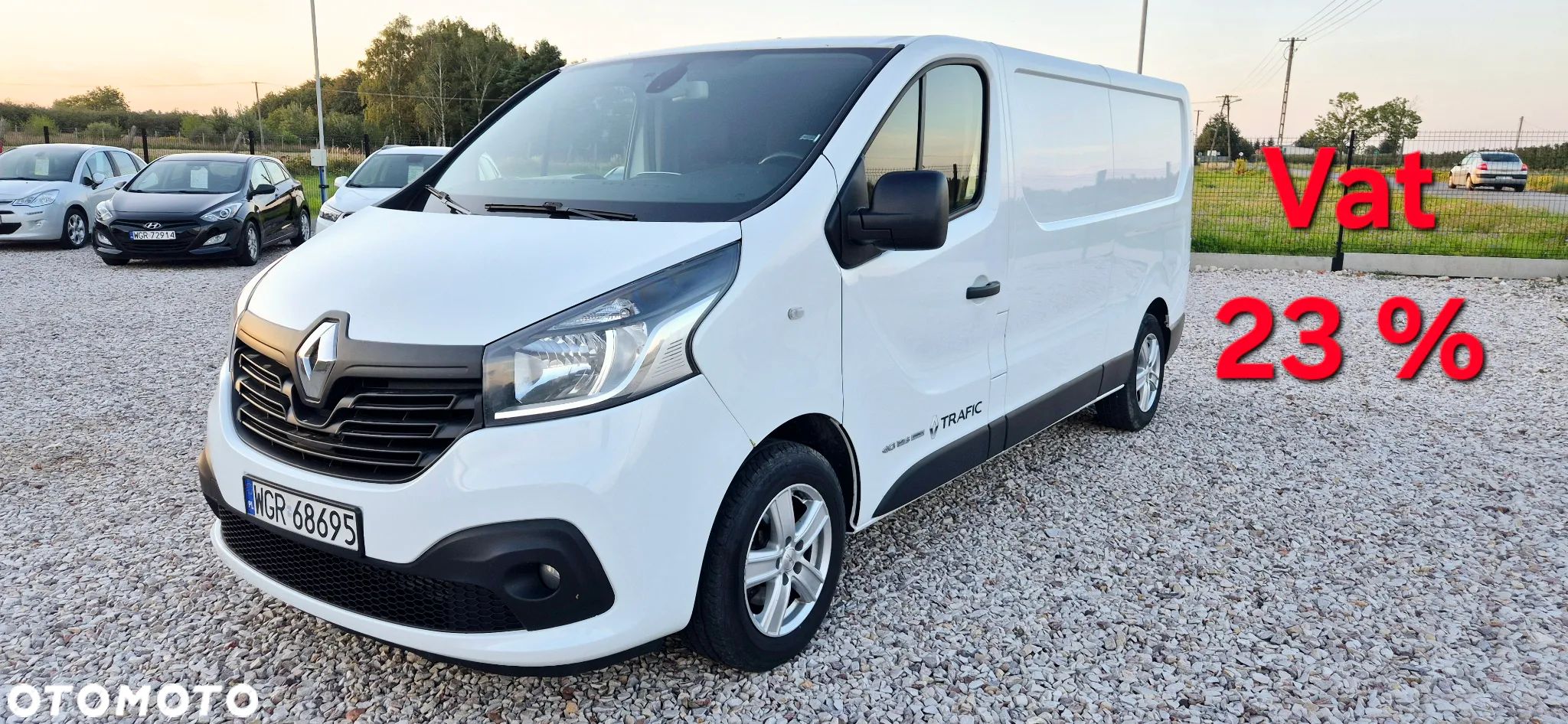 Renault Trafik - 1