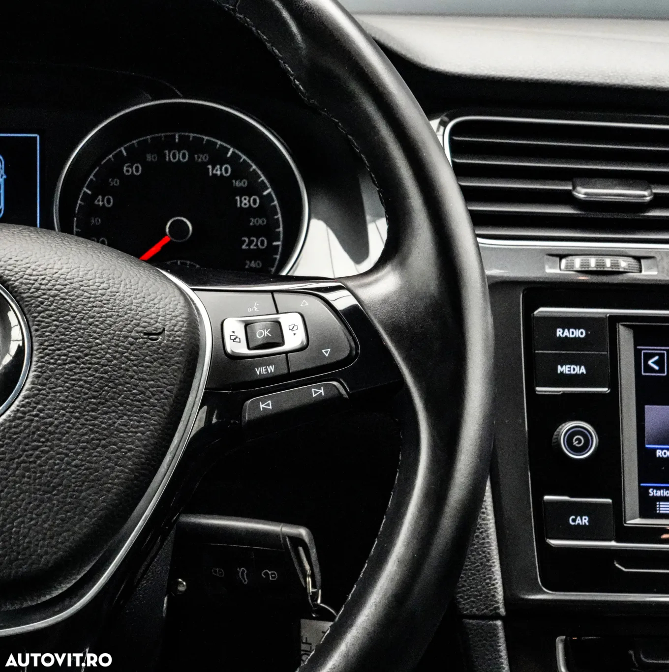 Volkswagen Golf 1.6 TDI Trendline - 21