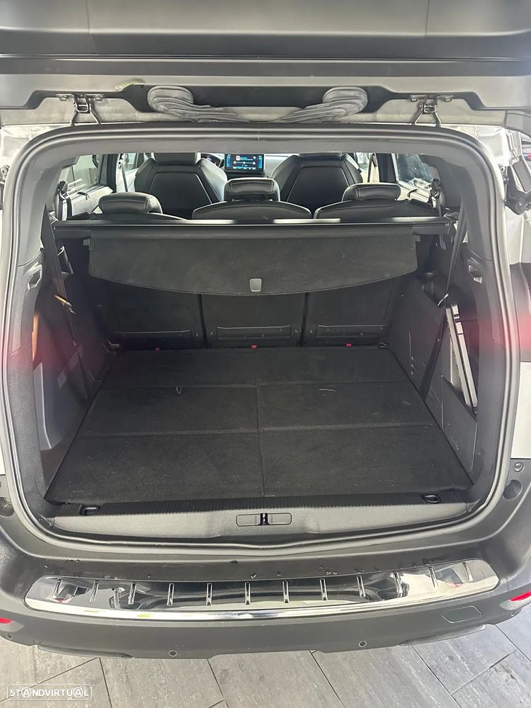 Peugeot 5008 1.6 Plug-in Hybrid Allure e-DCS7 - 2