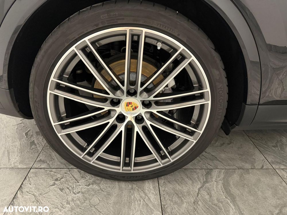 Porsche Cayenne Tiptronic S Platinum Edition - 19