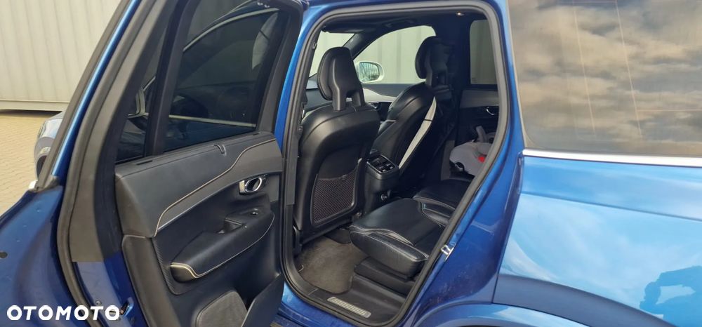 Volvo XC 90 D5 AWD R-Design 7os - 22