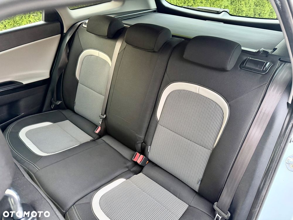 Kia Ceed - 20