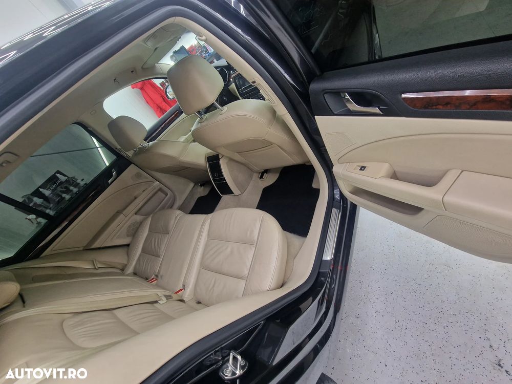 Skoda Superb 2.0 TDI Ambition DSG - 13