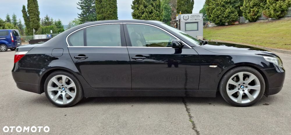 BMW Seria 5 530i - 5