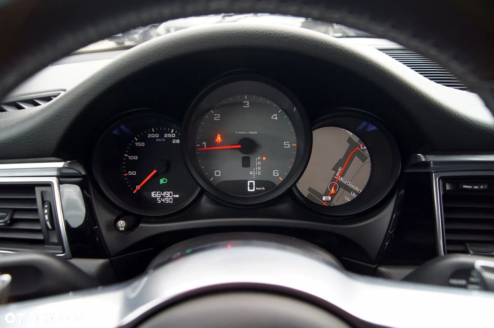 Porsche Macan S PDK - 16