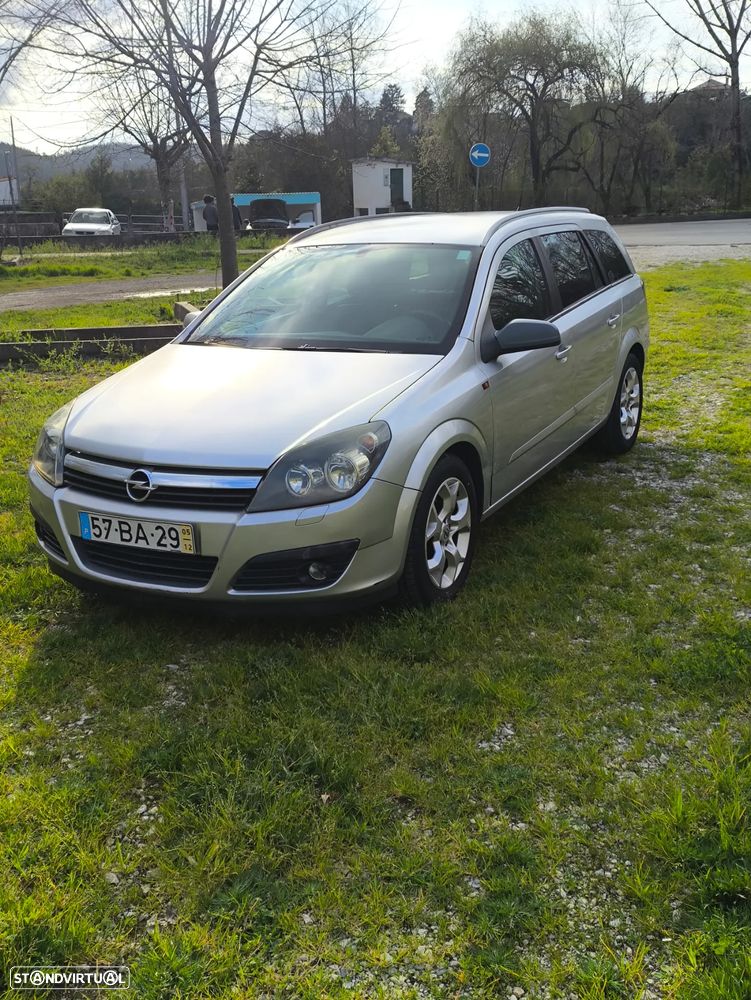 Opel Astra Caravan 1.9 CDTi Cosmo - 2