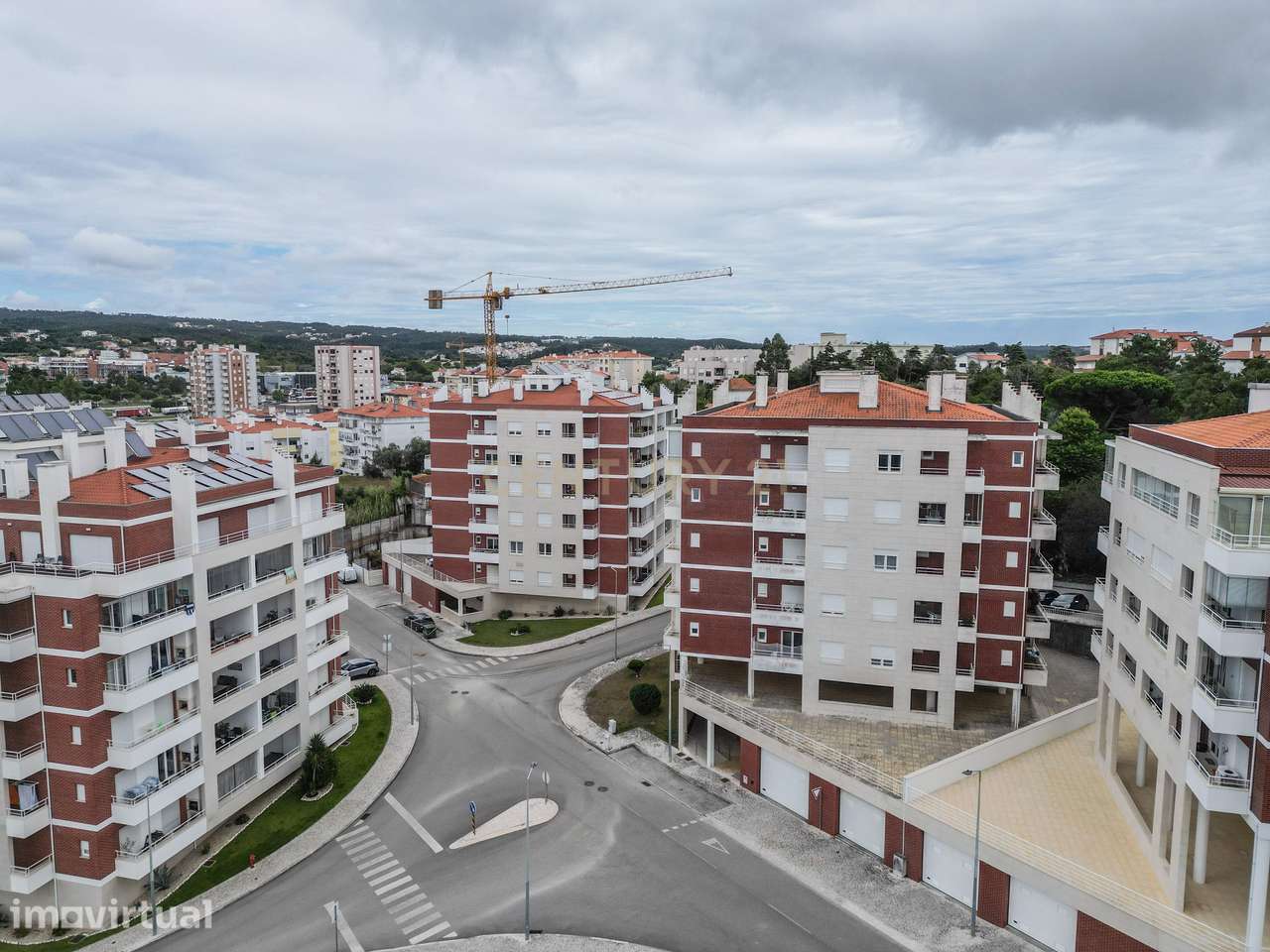 Apartamento T3 n com varandas e Churrasqueira - Grande imagem: 4/33