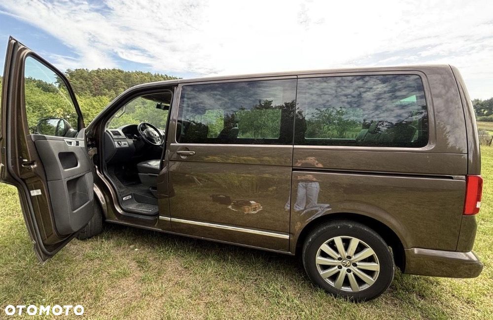 Volkswagen Multivan - 13