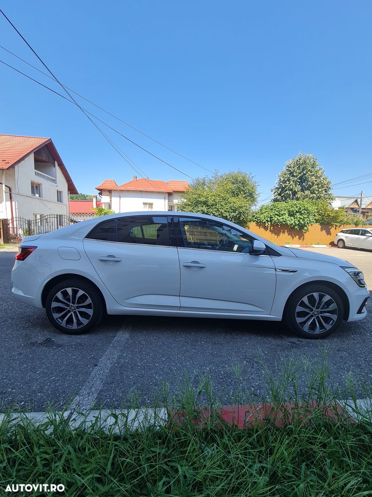 Renault Megane TCe 140 EDC GPF Techno - 4