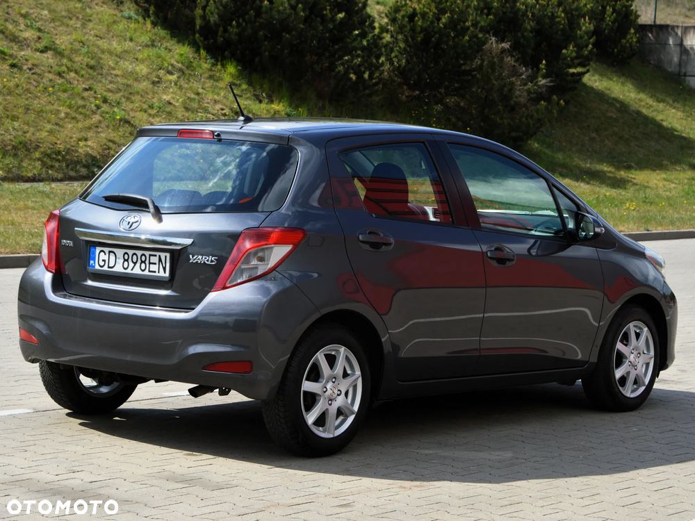 Toyota Yaris 1.33 Prestige - 2