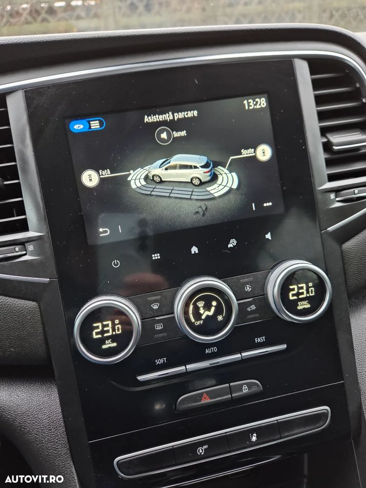 Renault Megane BLUE dCi 115 BUSINESS EDITION - 22