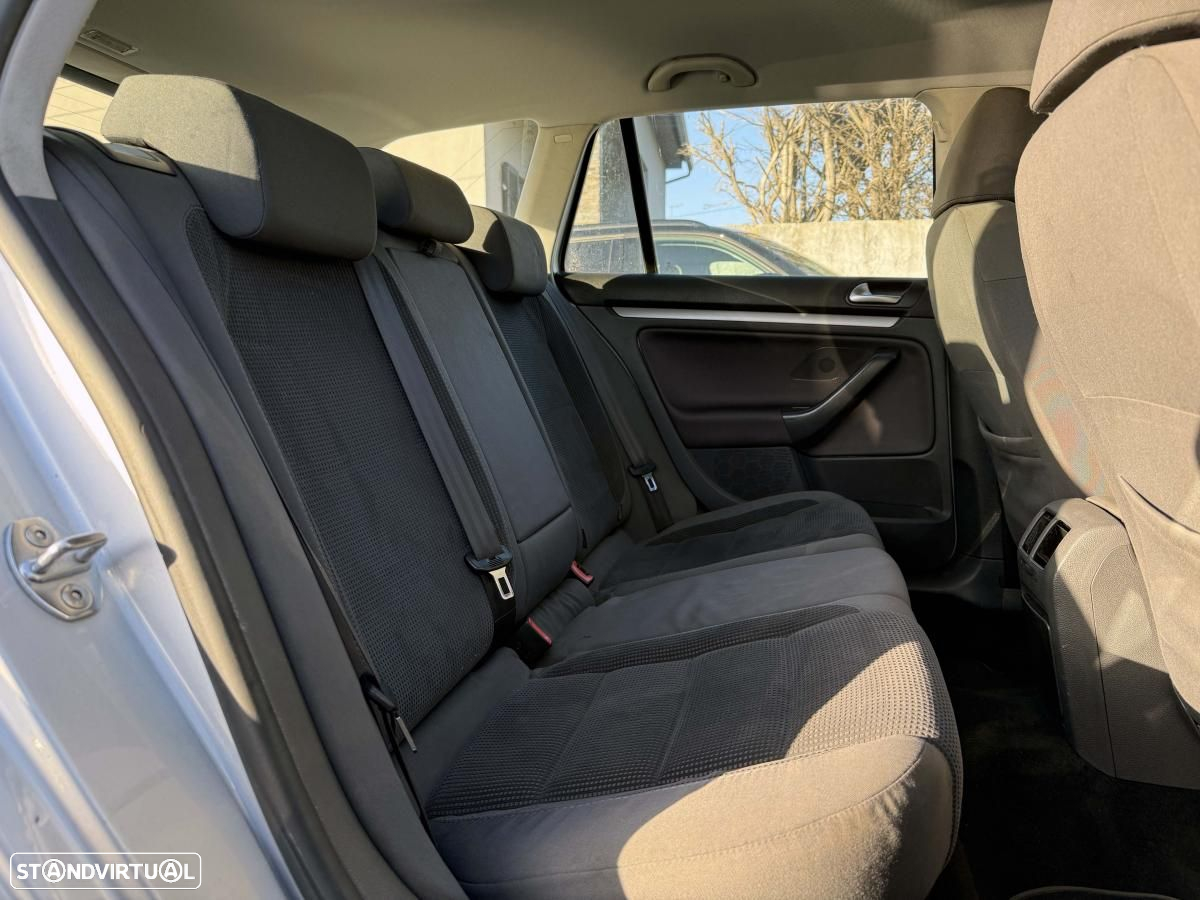 VW Golf Variant 1.9 TDi BlueM Confortline - 25