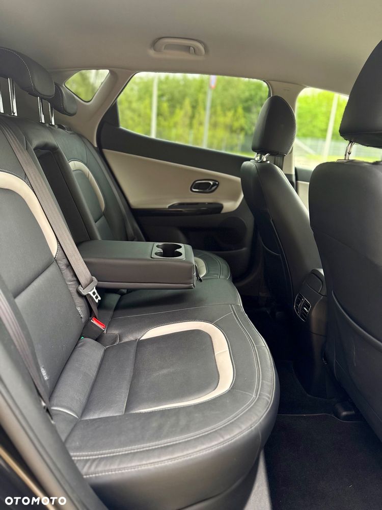 Kia Ceed 1.6 CRDi 128 Platinum Edition - 18