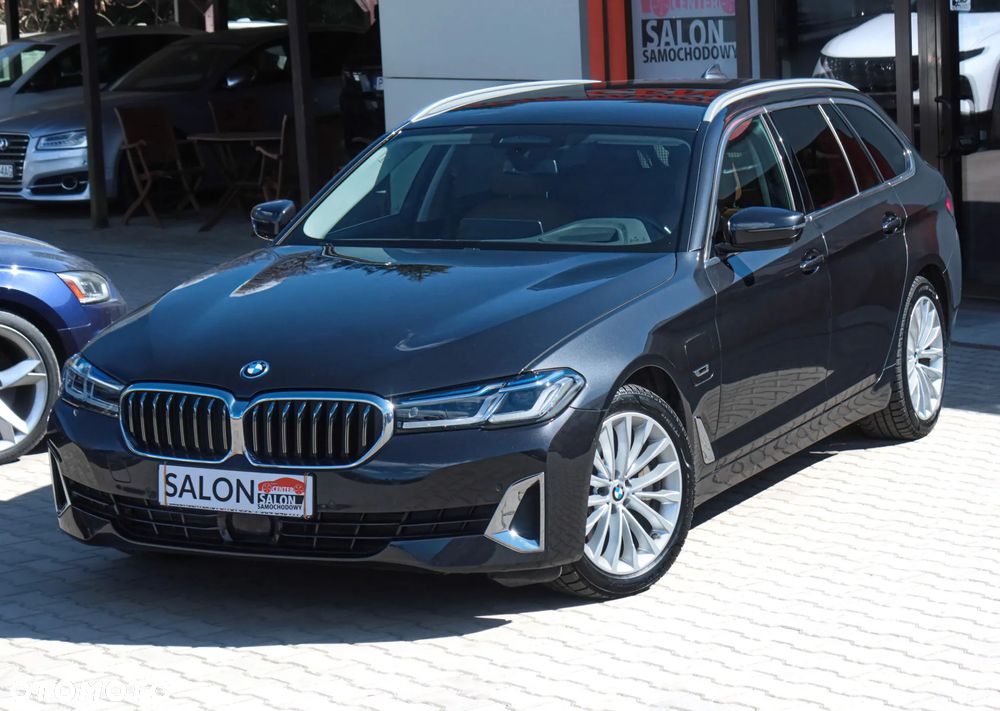 BMW Seria 5 530e xDrive Luxury Line - 38