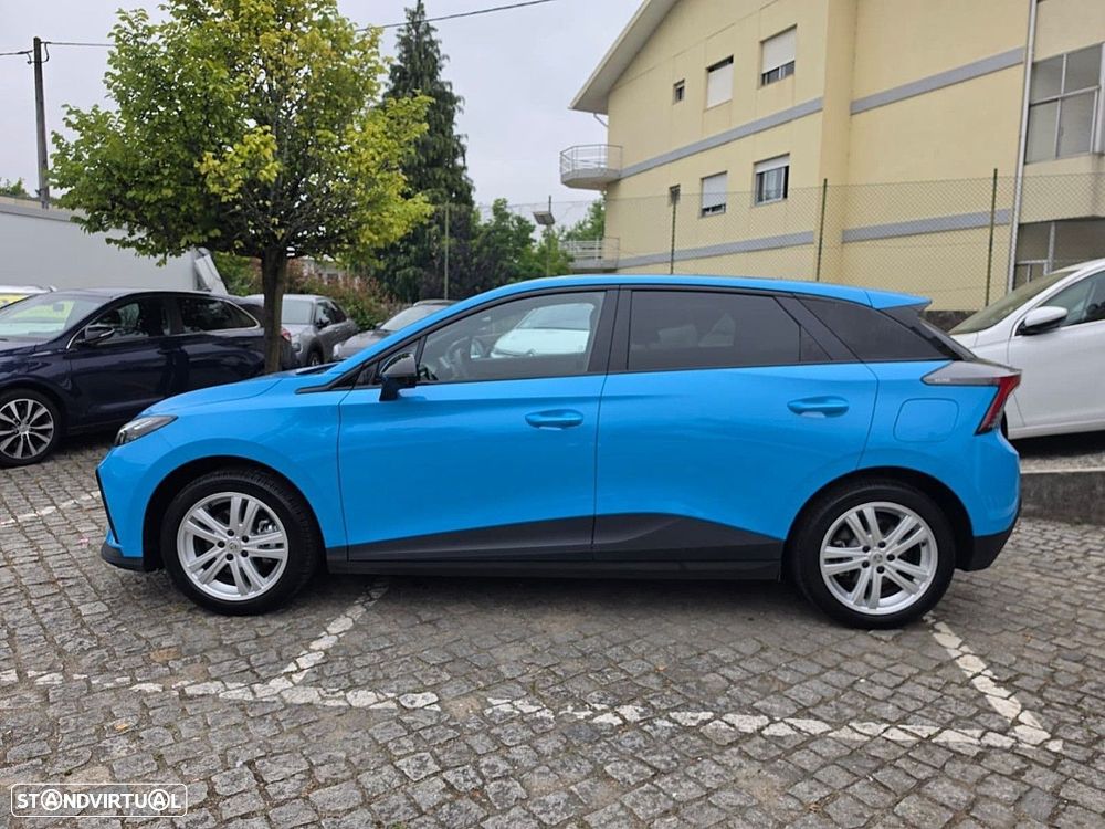 MG MG4 64 kWh Luxury - 6