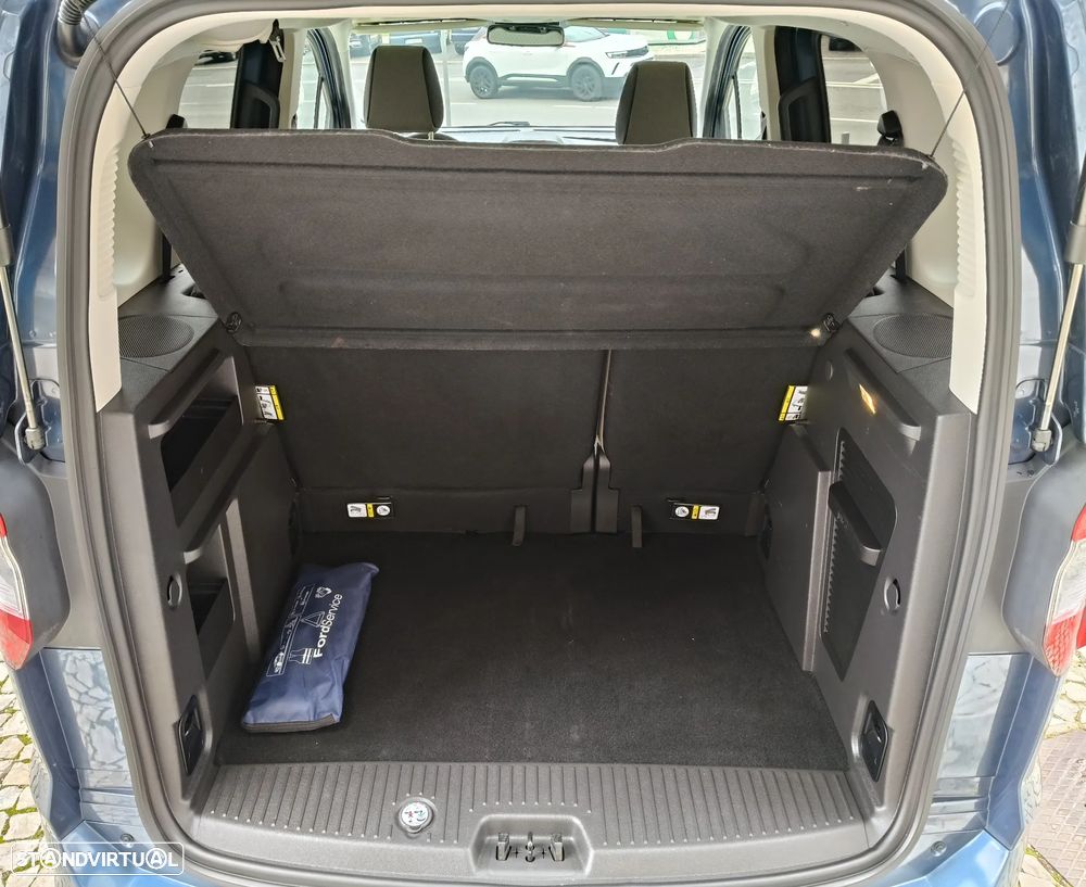 Ford Tourneo Courier 1.0 EcoBoost Titanium - 27