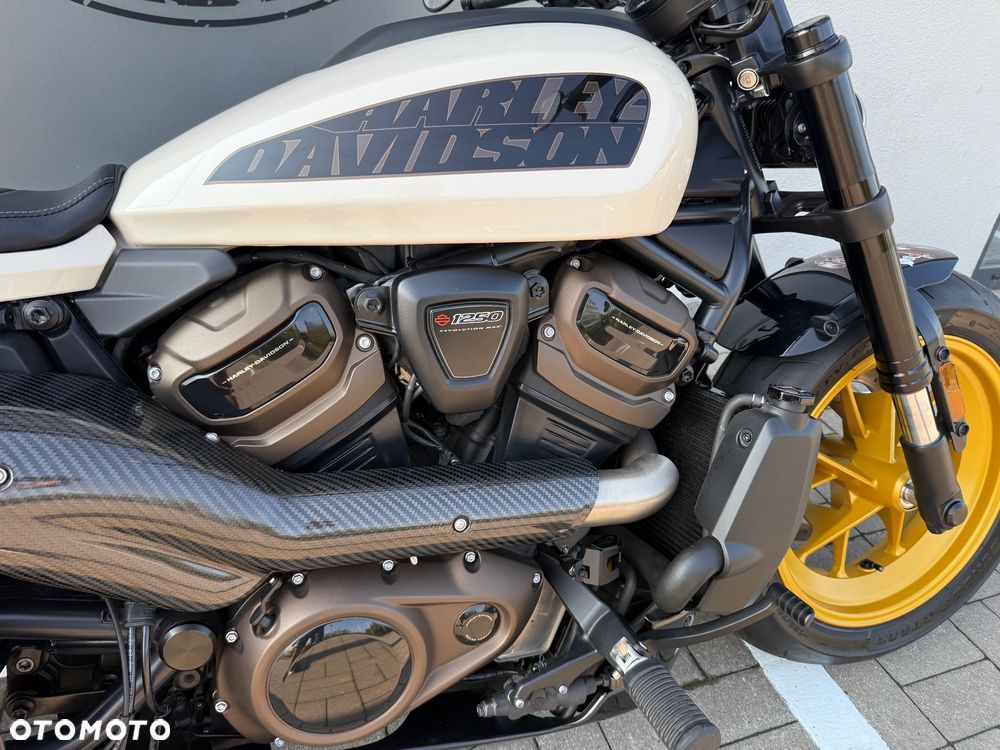 Harley-Davidson Sportster - 7
