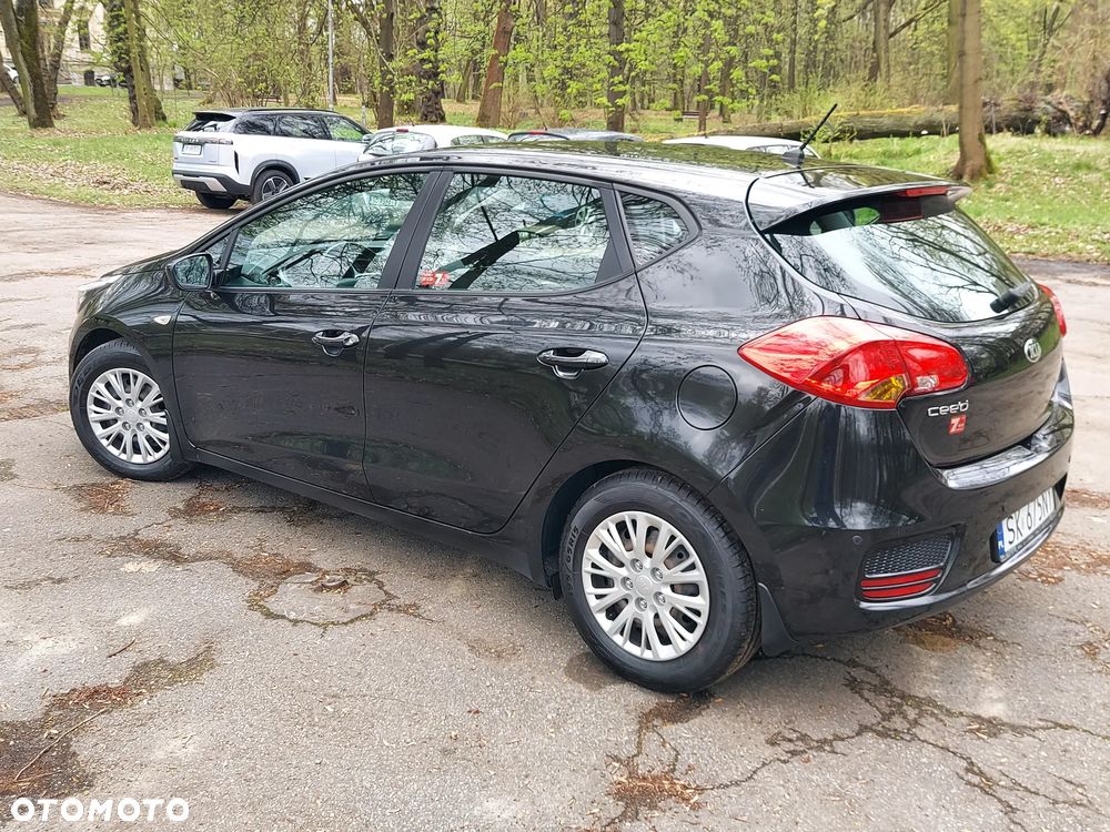 Kia Ceed 1.6 CRDi M - 2