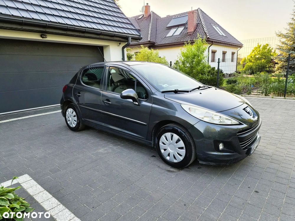 Peugeot 207 - 2