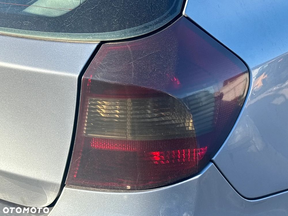 LAMPA TYLNA PRAWA LEWA BMW E87 2006R - 2