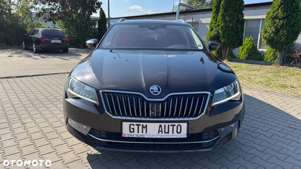 Skoda Superb 2.0 TDI DSG Style - 25