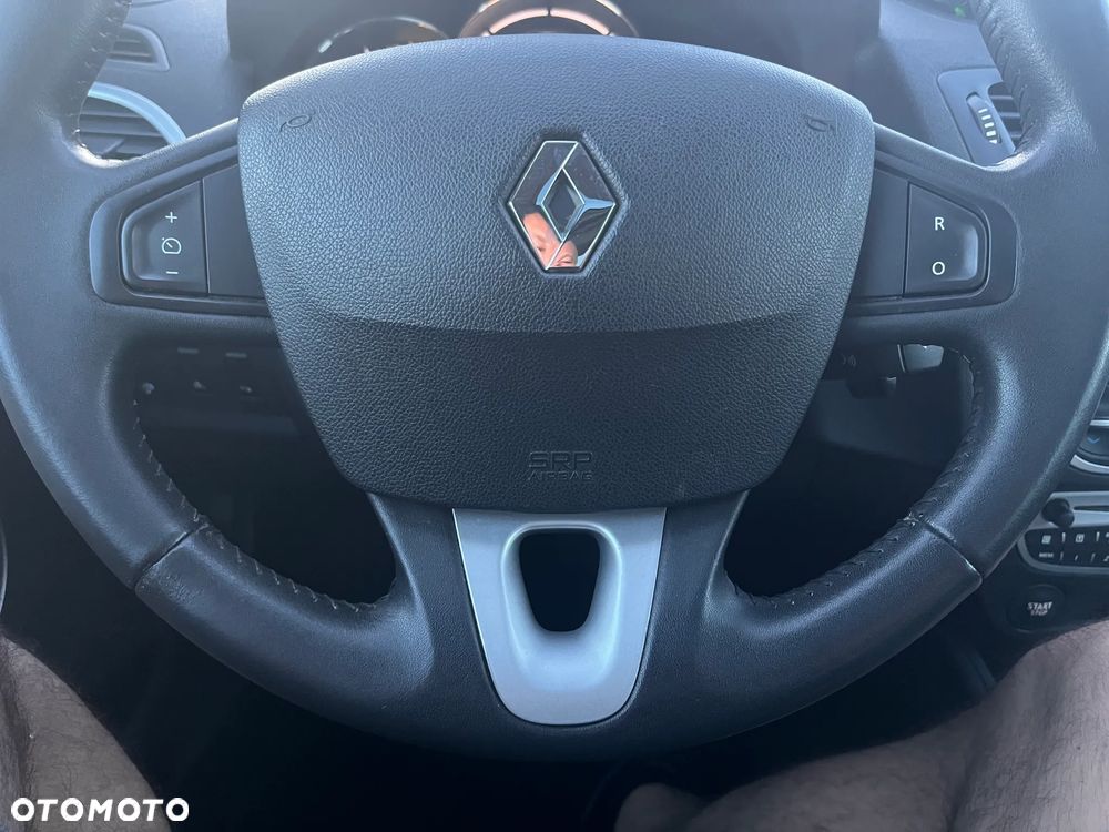 Renault Megane ENERGY dCi 110 Start & Stop Dynamique - 32