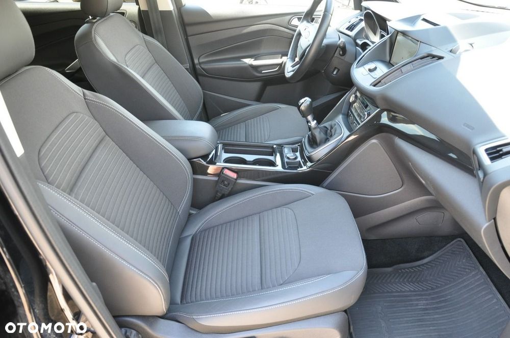 Ford Kuga 2.0 TDCi 4x4 Titanium - 12