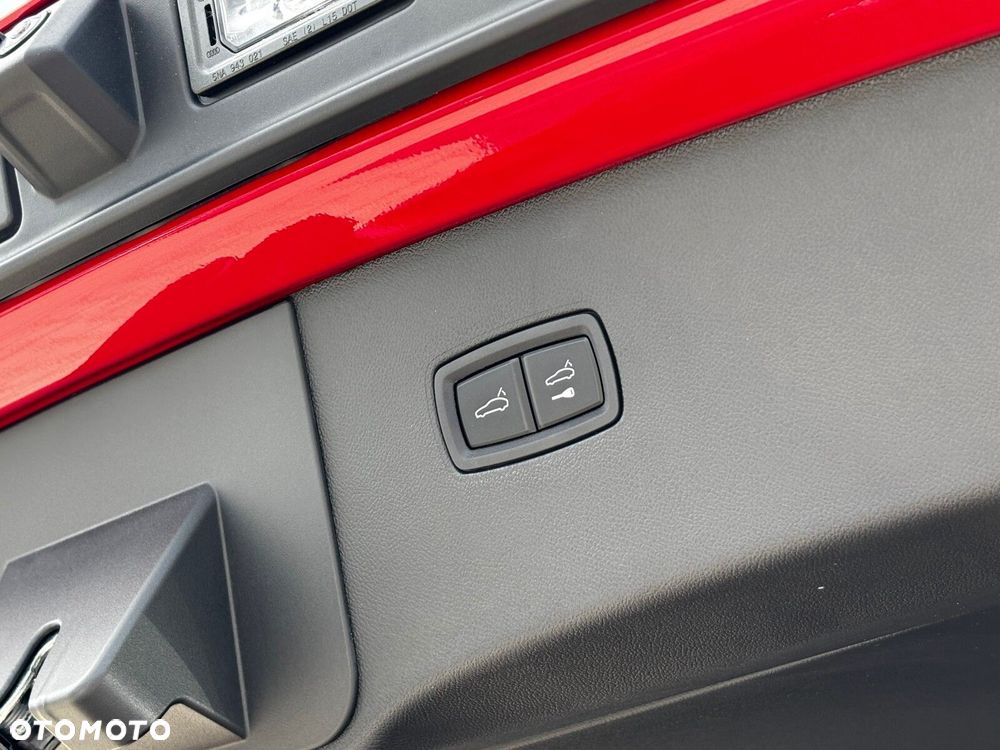 Porsche Cayenne - 25