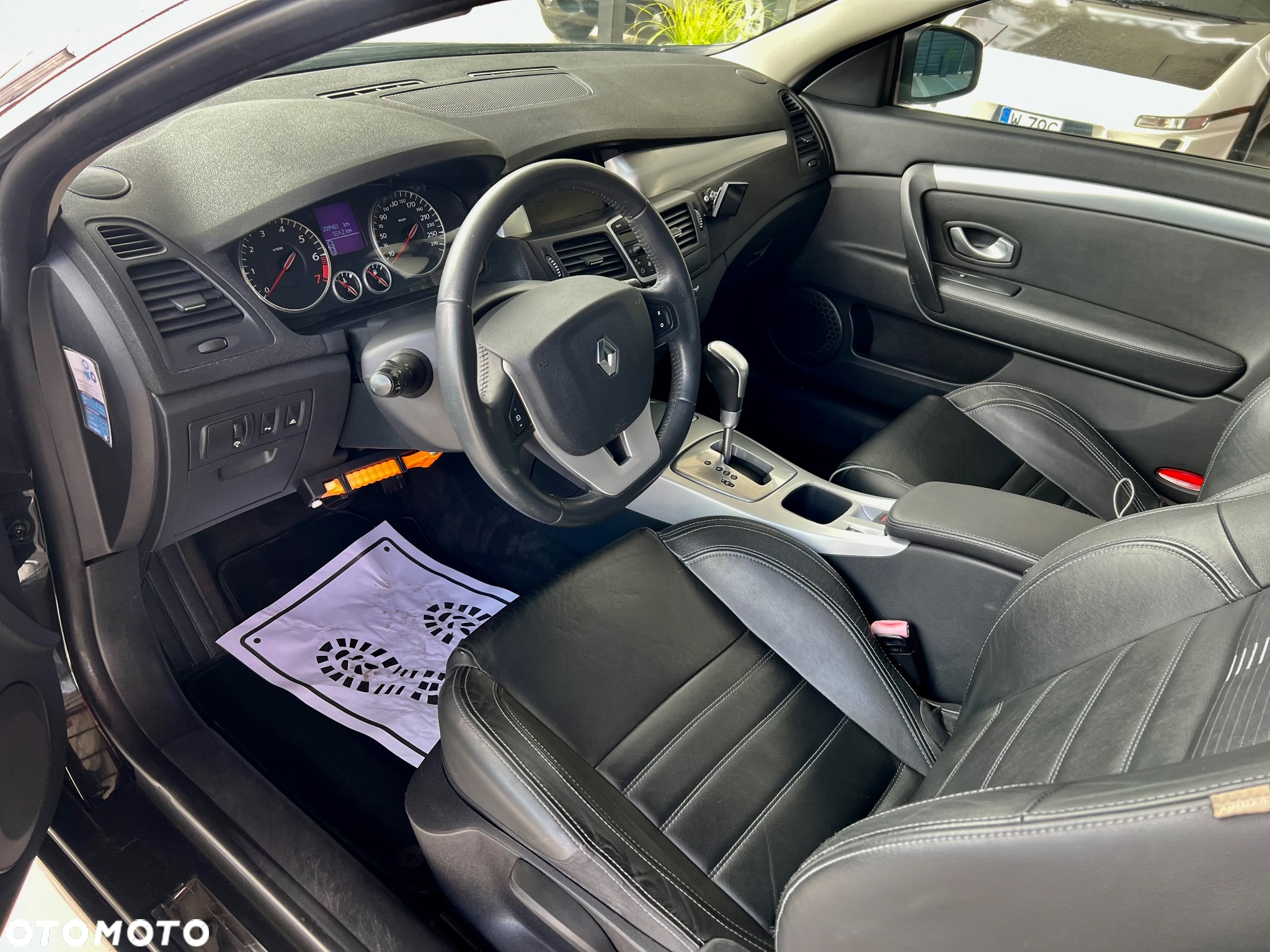 Renault Laguna Coupe TCe 170 Dynamique - 19