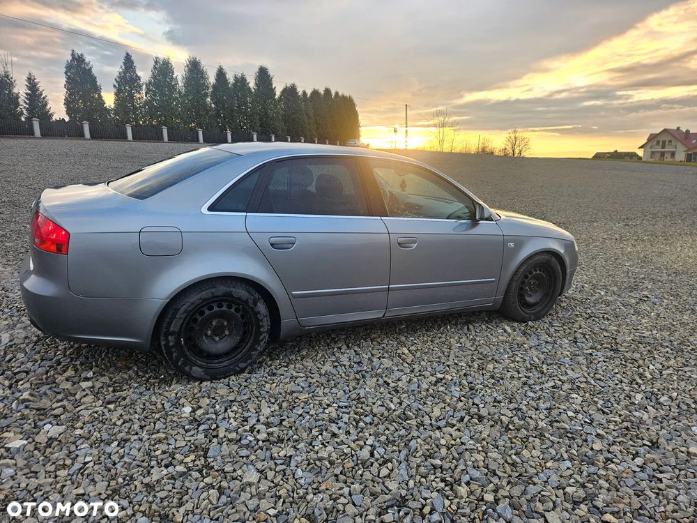 Audi A4 Limousine 2 - 5