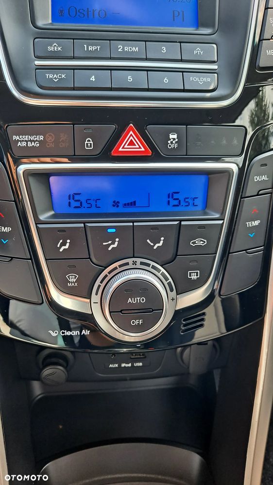 Hyundai i30 1.4 Intro Edition - 12