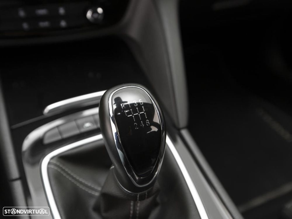 Opel Insignia Sports Tourer - 24