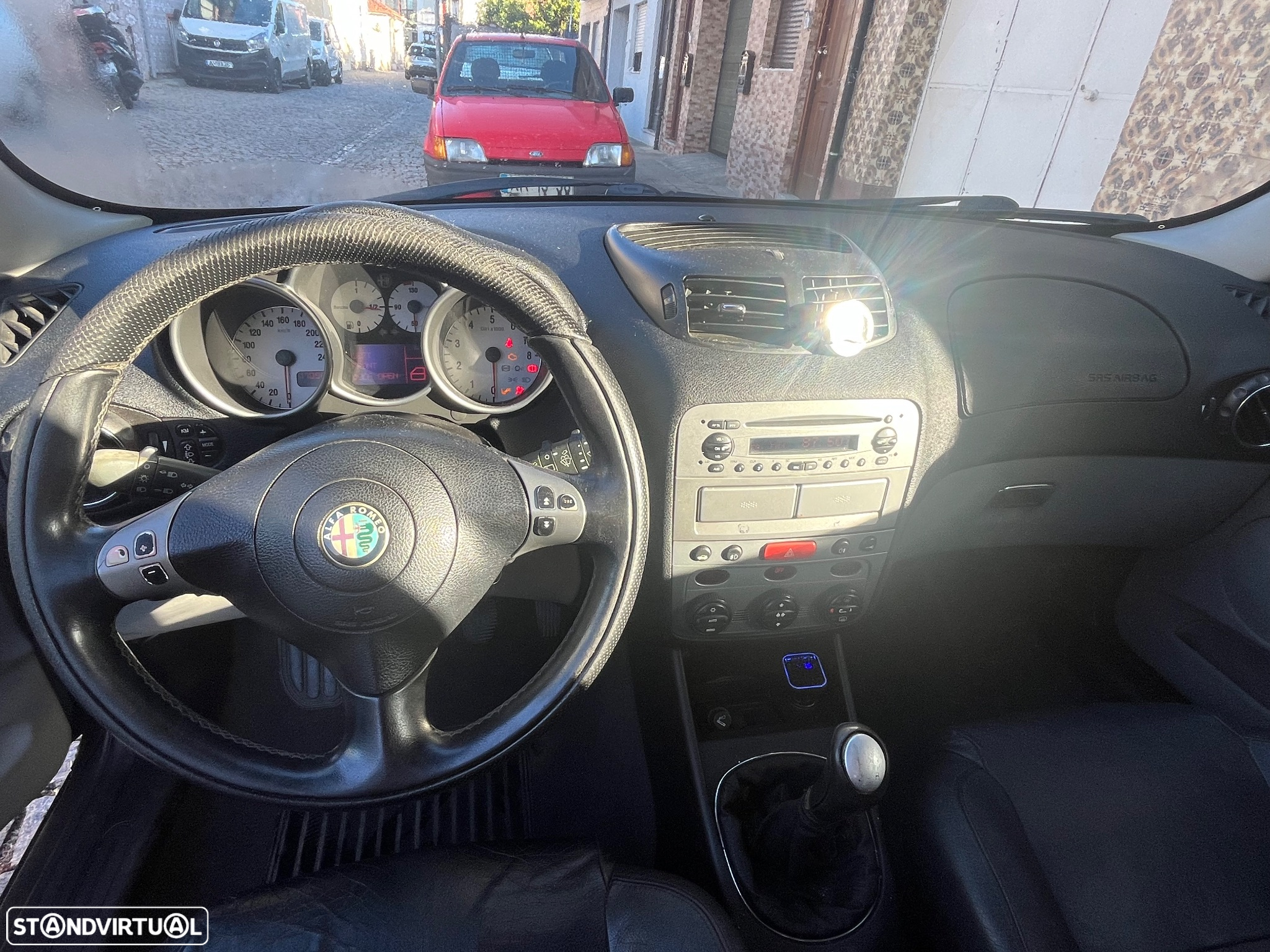 Alfa Romeo 147 1.6 TS Distinctive - 12