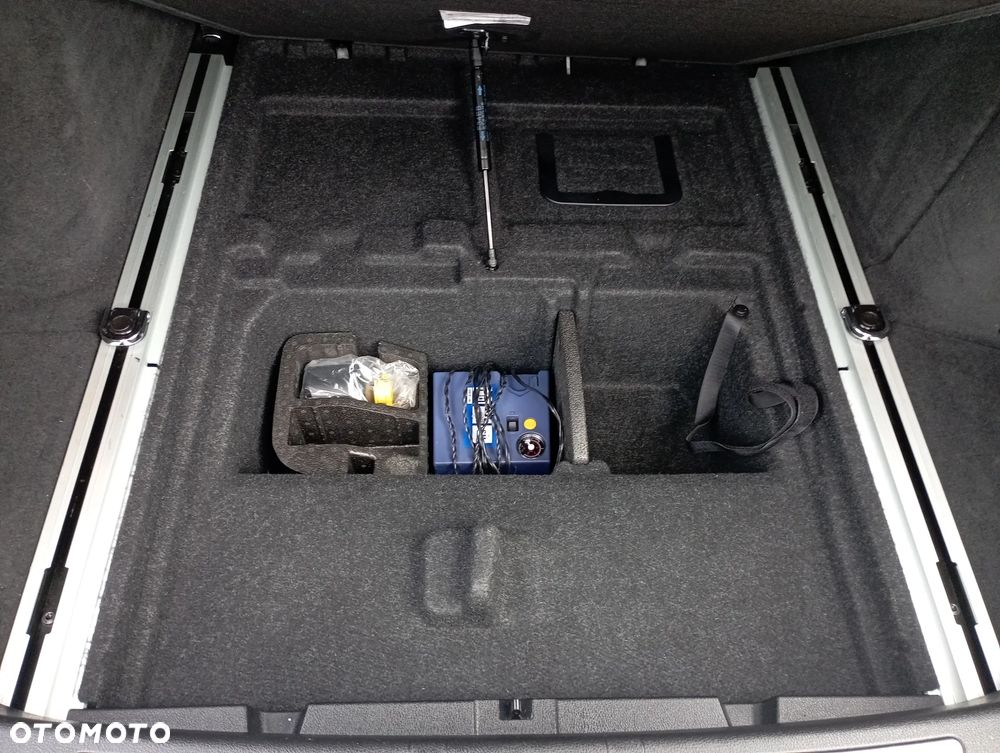 BMW Seria 3 318d Advantage - 33