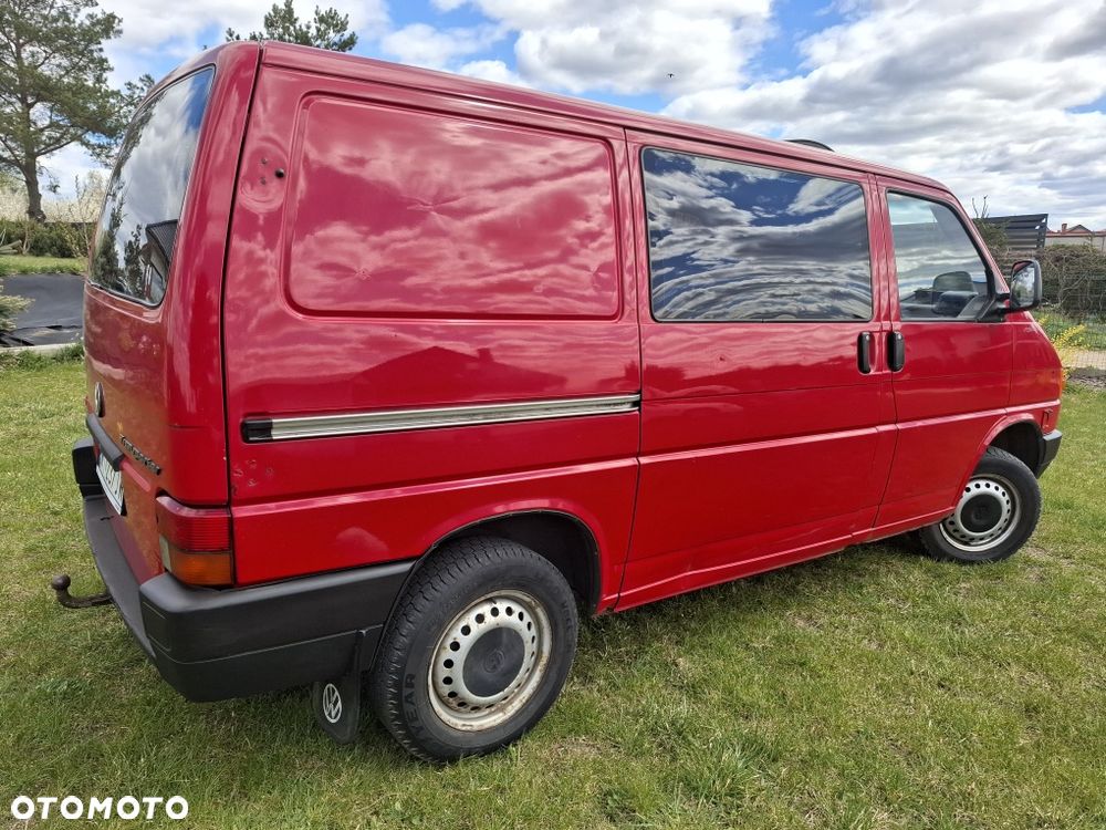Volkswagen Transporter - 2