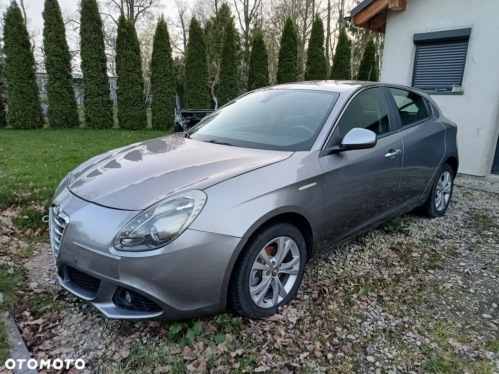 Alfa Romeo Giulietta 1.6 JTDM Distinctive - 2