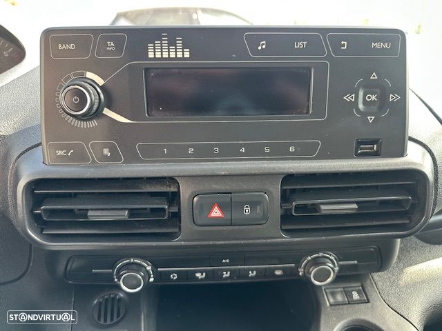 Peugeot PARTNER LONGA 3 LUGARES - 11