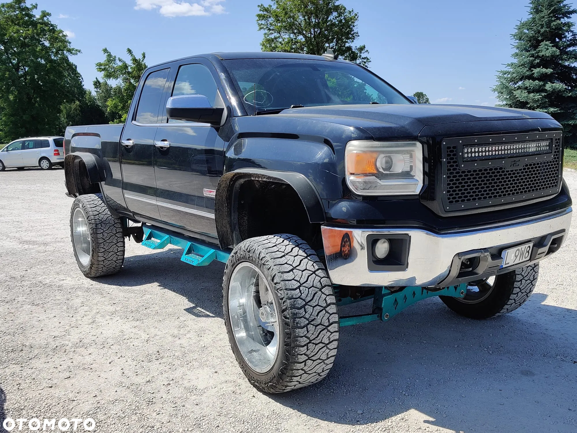GMC Sierra - 16