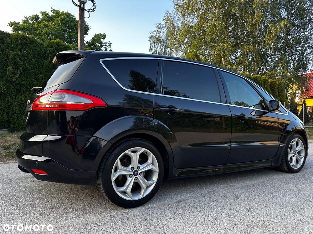 Ford S-Max - 18