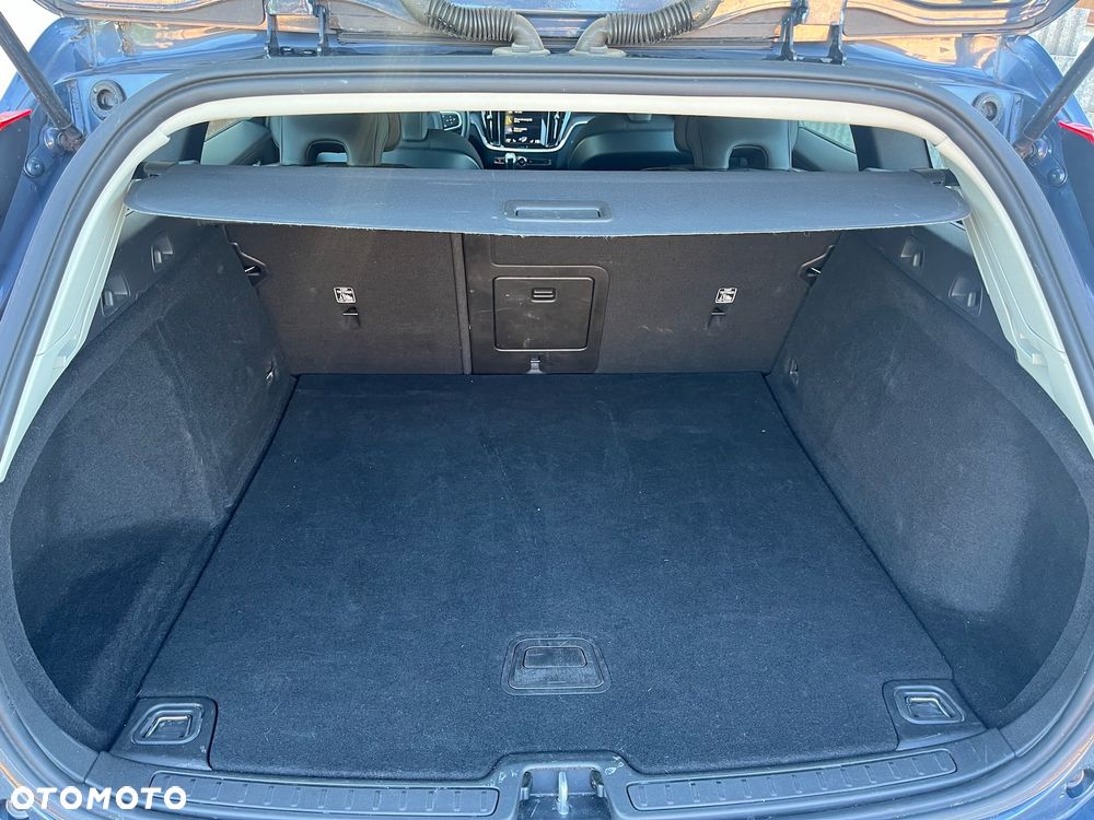 Volvo V60 D3 Momentum - 10