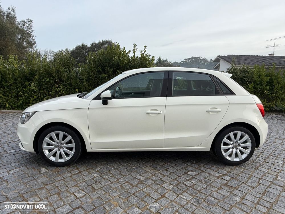 Audi A1 Sportback 1.6 TDI Advance - 3