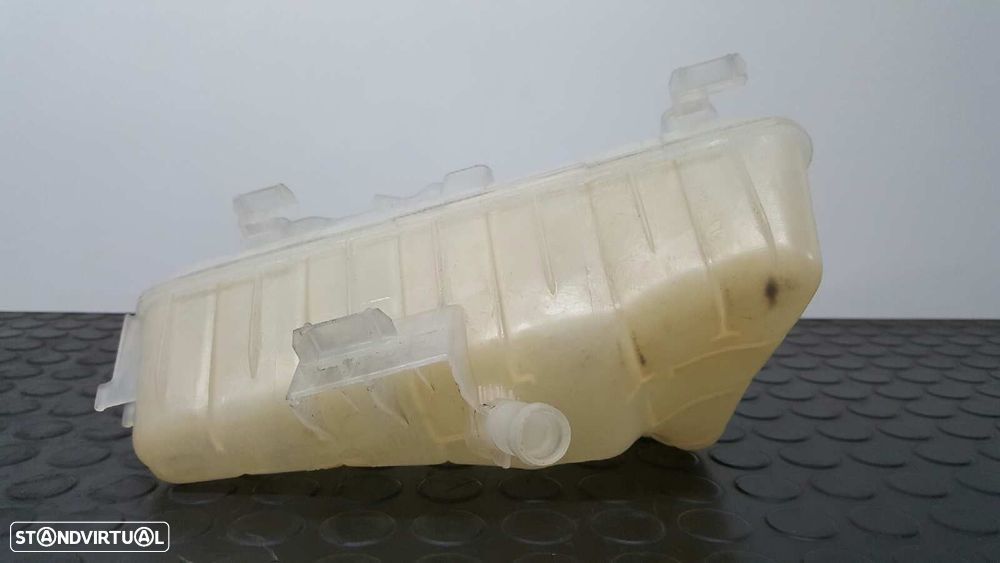 DEPOSÍTO DE EXPANSÃO RENAULT KANGOO FURGóN PROFESSIONAL - 6